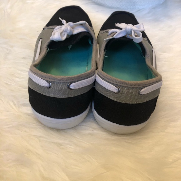 Men’s URBAN HERITAGE Boat Shoes - Picture 3 of 8